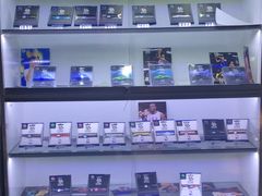 -洛克公园·篮球·足球·羽毛球(莘庄店)