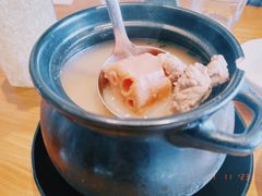-莲餐厅·湖北菜·潜江小龙虾店(愚园路店)