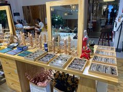 -肆兮眼镜·蔡司·徕卡战略合作店(大坪店)
