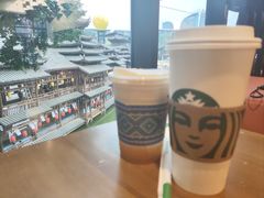 -星巴克(南宁民歌湖店)