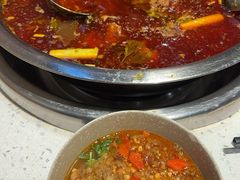 -肖肖酸萝卜鱼火锅(总店)