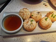 招牌生煎包-竹外桃花·江南小酒馆(SKP·S店)
