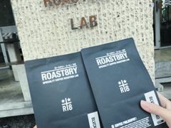 -Roast8ry Coffee Lab