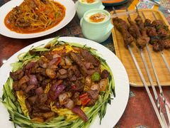 -乡村馕坑肉·烧烤·新疆菜·本地人更爱吃(阿勒泰首店)