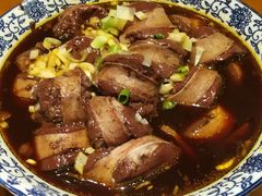 -吴记酱骨炖菜馆(西大直街店)
