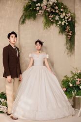 -卡兹摄影STUDIO婚纱摄影(文化路万达店)