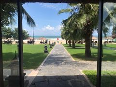 -三亚湾海居铂尔曼度假酒店