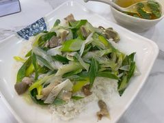 葱爆羊肉盖浇饭-长风清真馆(枣阳路店)