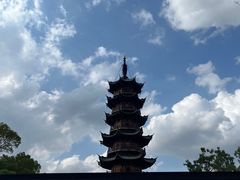 -龙华寺