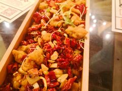 -爱啤精酿·民谣酒馆(滨江店)