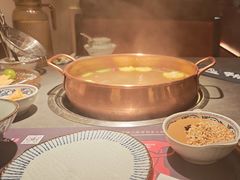 -牛村来人潮汕牛肉火锅(西单店)