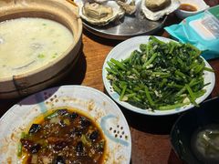 -蚝堡海鲜·威海菜·海肠捞饭·烧烤·亚洲吃蚝公司(幸福门店)
