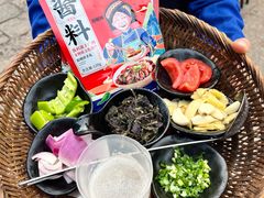 -刘姐啤酒鱼民族演艺餐厅(西街总店)