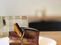 巧克力黄桃慕斯-大酉·M Coffee(北京美术馆店)