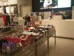 -H&M(鹏欣水游城店)