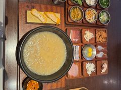 -银米·云南传统过桥米线(双廊黑金冠店)