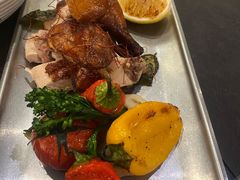 -théATRE茶聚场·餐厅(环球金融中心店)