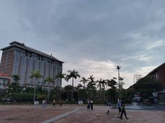 -灵玲国际马戏城
