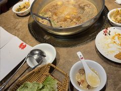 -七欣天香辣蟹火锅(上海银亿滨江店)