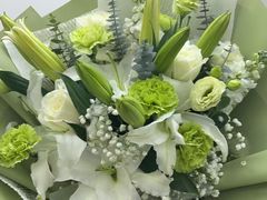 -亭亭鲜花店(中山北路店)