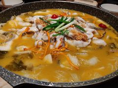 -山城外·非遗酸菜鱼(财富中心店)