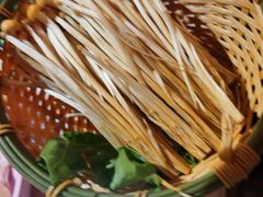 -喃喃椰·糟粕醋·椰子鸡火锅(七堡花园店)