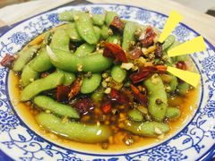 -江城燕子大排档(江汉路步行街店)