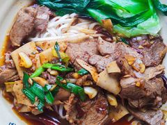 -方铲铲·成都板凳面(滨江银泰店)