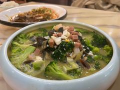上汤西兰花-尚岛私房菜(西方巷店)