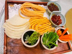 -巴扎美食·新疆菜·西域歌舞表演餐厅(新疆大厦店)