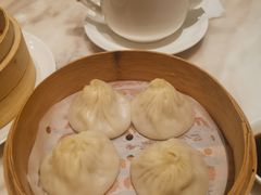 -香港百合居(LCM置汇旭辉广场店)