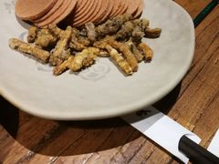 -老牌坊云南鱼豆花火锅(爱建店)
