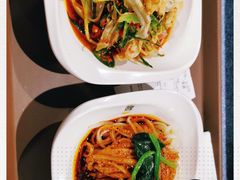 -魏家凉皮(万辉店)