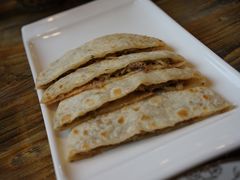 阿拉善驼肉馅饼-格日勒阿妈蒙古厨房(大召店)