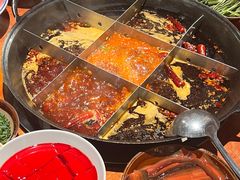 -周小明火锅(黑金冠社区店)