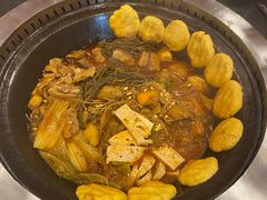 -田家大院东北农家菜铁锅炖(西安总店)