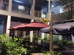 -春树下·树屋花房西餐厅(罍街AS1980店)