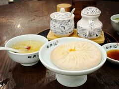 金牌蟹黄汤包-蟹家大院(外滩店)