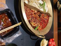 -沸炉重庆老火锅(军事博物馆店)