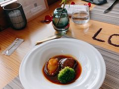 甄品鲍鱼会花菇-香樟花园法式铁板烧(恒隆广场店)