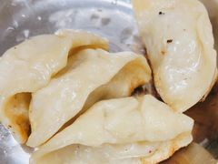 -黄阿姨锅贴大王(万航渡路店)