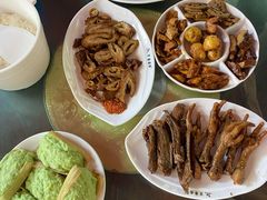 -老鼎万春卤菜(五代传承创始老店)