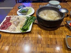 -Hoang Yen Vietnamese Cuisine