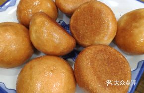 Delicate Steamed Buns