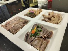 -香山湖家家宴(中山陵店)