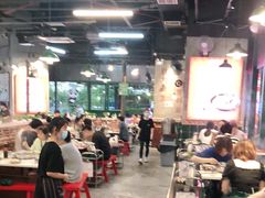 大堂-憨铁匠老火锅(龙岗万科里店)
