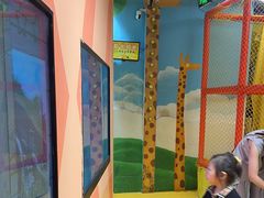 -不可思议减压馆·解压博物馆·摔碗发泄·团建定制