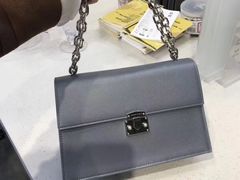 -CHARLES&KEITH(城西银泰店)