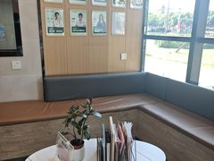 -半岛宠物医院24小时·内窥镜·牙科·碎石中心(府城大道店)