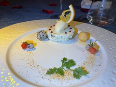 -弦月窗LUNETTE BY AMANDA(复兴路店)